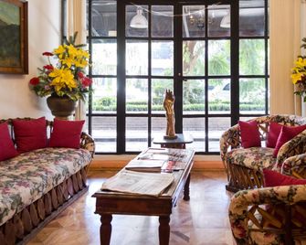 Hotel Residencia Polanco - Mexico City - Living room