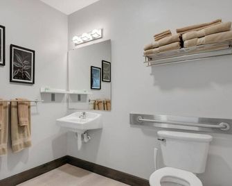 Barnwood Suite - Main Street Lodge in Berlin - Berlin