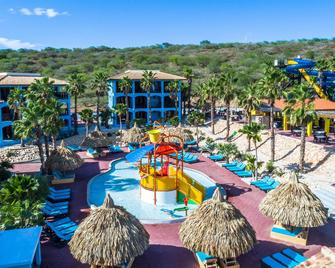 كونوكو ريزورت بسعر شامل جميع الخدمات كوراكاو، تريدمارك باي ويندام - وييمستاد - حوض السباحة