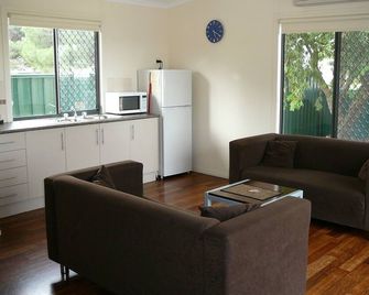 Oval Motel - Murray Bridge - Murray Bridge - Huiskamer
