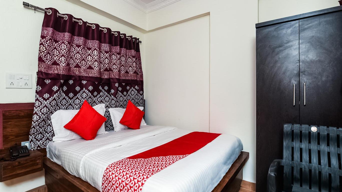 Spot On 24414 Hotel Naidu Grand Rooms