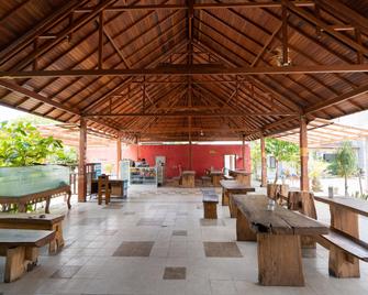 RedDoorz Plus @ Mahajaya Hotel Denpasar - Denpasar - Building