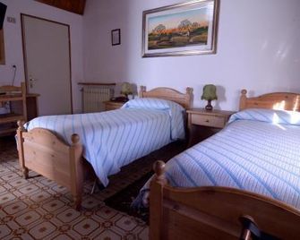 Albergo Mirella - Belluno - Slaapkamer