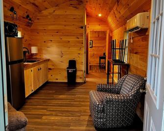 1 Cozy Cabin in Westminster - Westminster