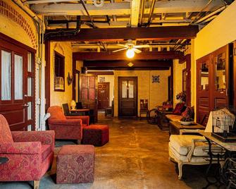 Gunn House Hotel - Sonora - Sala de estar