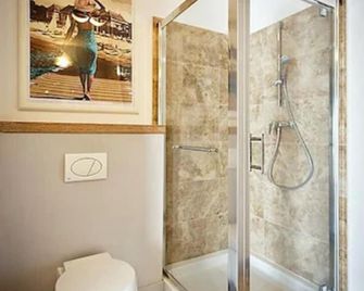 Villa Sentoza - Sopot - Bathroom