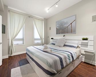 Luxurious Lincoln Park Home W/ Rooftop +parking - Chicago - Bedroom