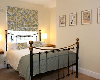 The Waves - סקארבורו - חדר שינה