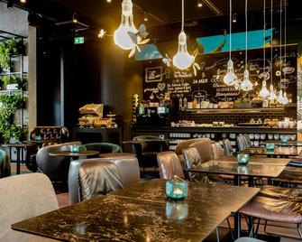 Motel One München-East Side - Múnich - Bar
