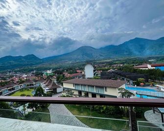 Cahaya Villa Hotel Garut - Garut
