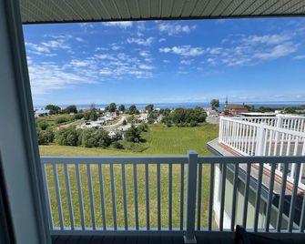 Mon Joli Motel - Saint-Flavie - Balcone