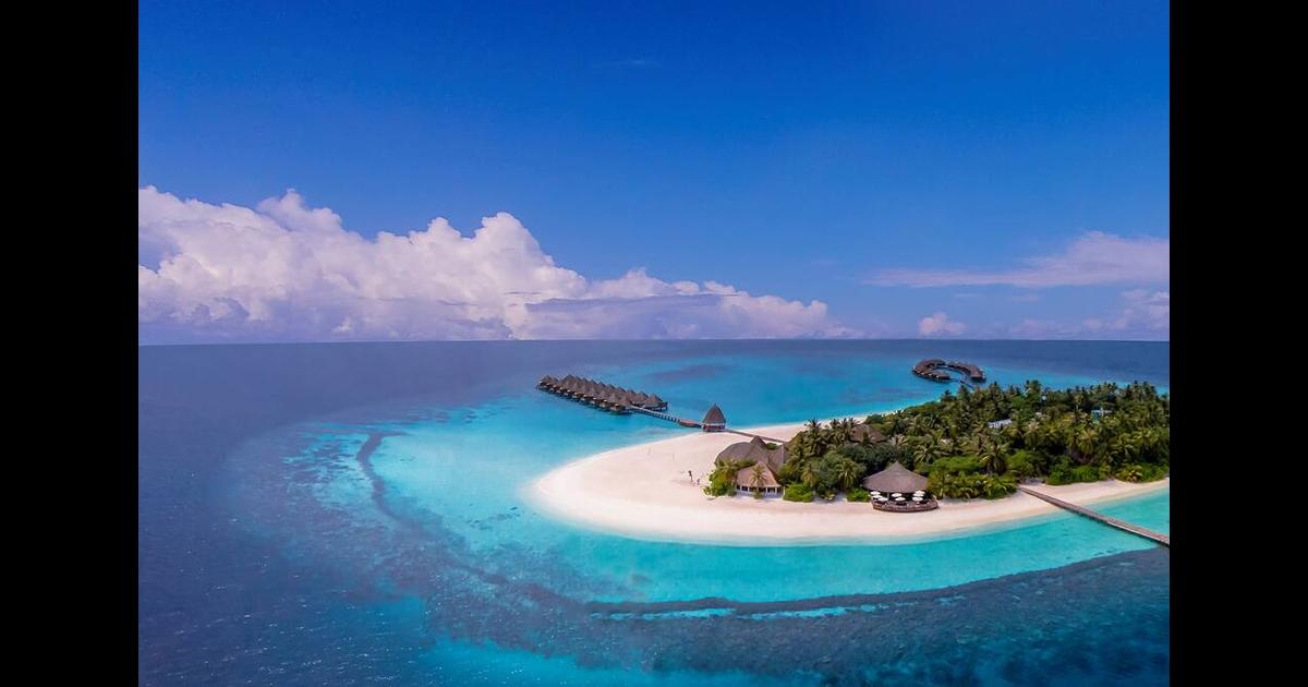 Angaga Island Resort & Spa in Angaga, the Maldives from $194: Deals ...