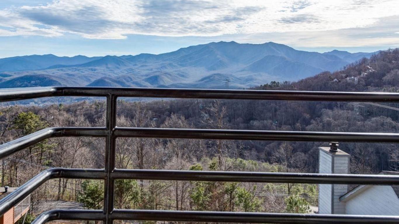 Summit Of Gatlinburg