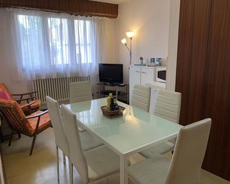 Villa Cecilia - Lourdes - Dining room
