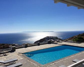 Gerofinikas Boutique Hotel - Apollonia - Pool