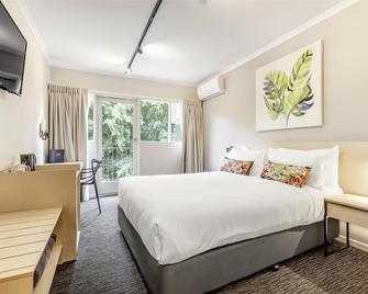 Nightcap At Findon Hotel - Adelaide - Bedroom