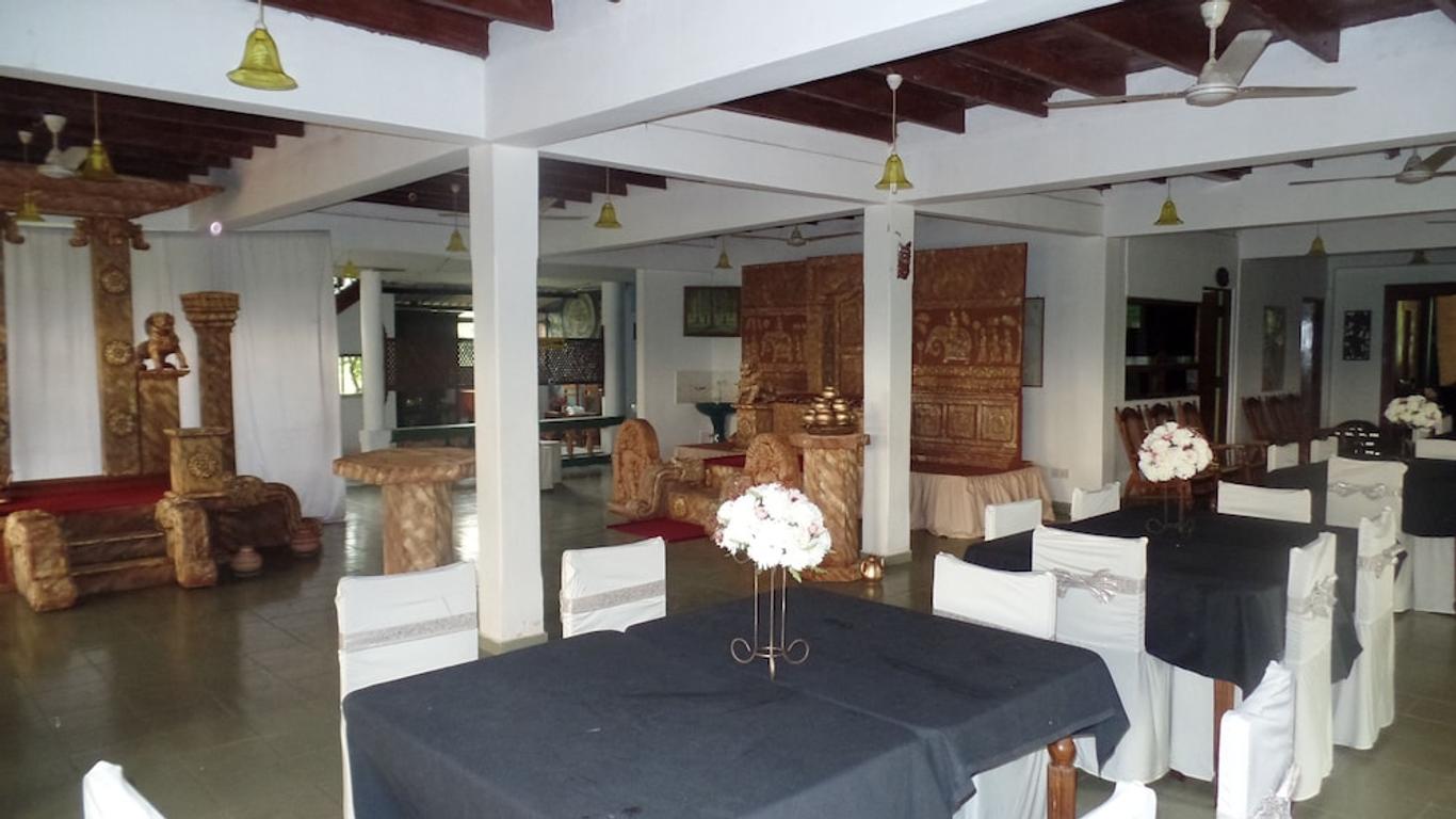 نيلكيثا فيلا إكو هوتل