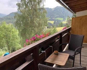 Large double room - Pension Gsenger - Ramsau am Dachstein - Balcony