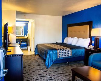 Blue Jay Inn & Suites - Sallisaw - Bedroom