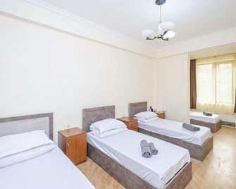 Areva Hostel & Apartment - Ereván