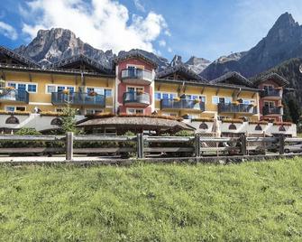 Sporting Clubresidence - San Martino di Castrozza - Edificio