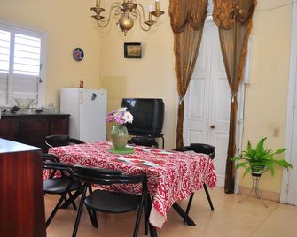 Familia Cienfueguera - Cienfuegos - Comedor