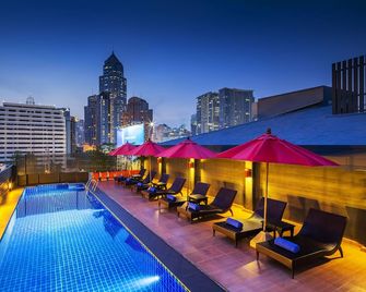 Hotel Solo Sukhumvit 2 - Bangkok - Pool