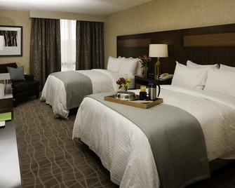DoubleTree by Hilton Pittsburgh-Green Tree - Pittsburgh