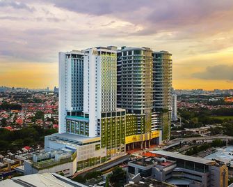 M World Hotel - Petaling Jaya - Building