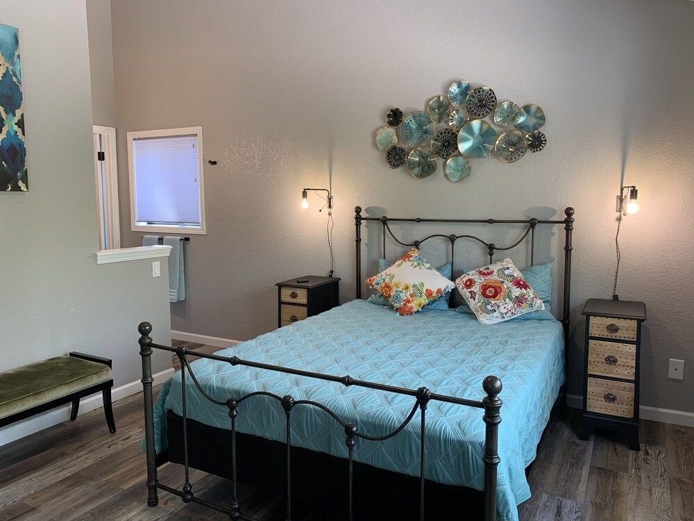 Bedroom view of Creekside Cabin Under the Sycamores