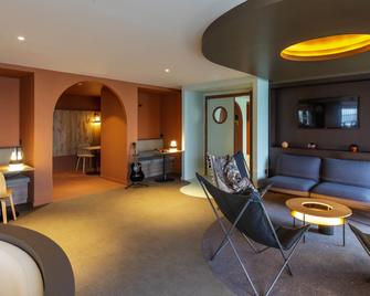 ibis Styles Rouen Parc expo zenith - Saint-Etienne-du-Rouvray - Sala de estar