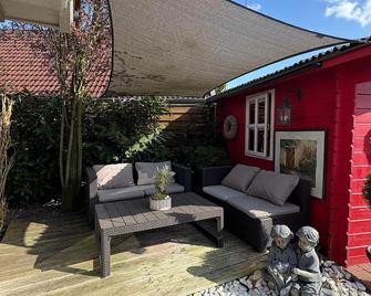 Red Swedish house pet friendly! - Haselünne - Innenhof