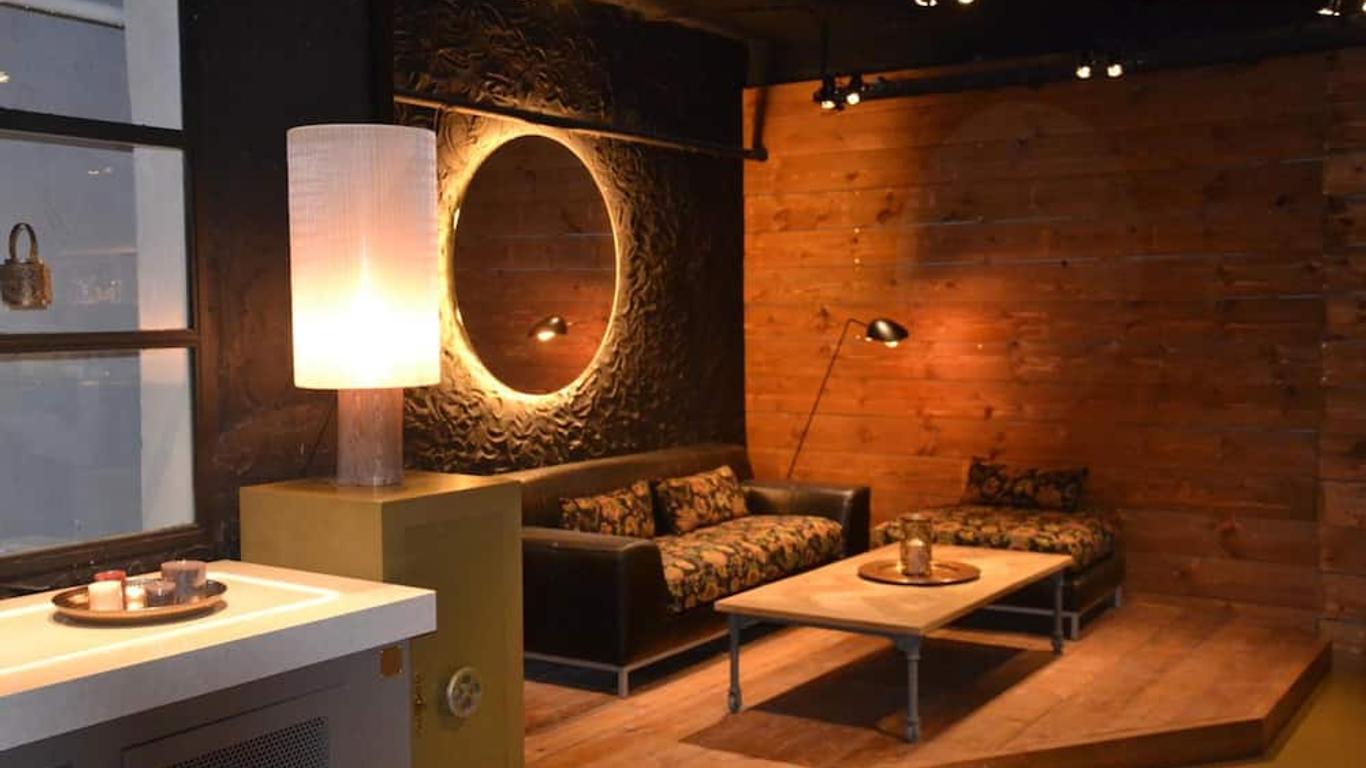 هوتل جايتيل