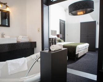 B in Antwerp - Antwerpen