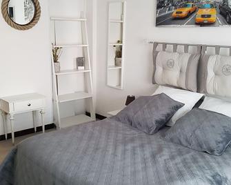 Villa sur la Plage ! Grand Jardin vue Mer, Idéal en Famille ou Entre Amis - Audresselles - Chambre