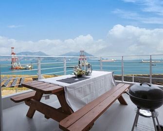Haedeulchae Pension - Yeosu - Balcón
