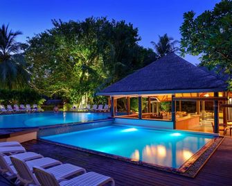 Adaaran Select Hudhuran Fushi - Lhohifushi - Pool