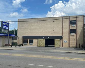 Capital O Empire Motel Chicago I-94 - Calumet Park - Bâtiment