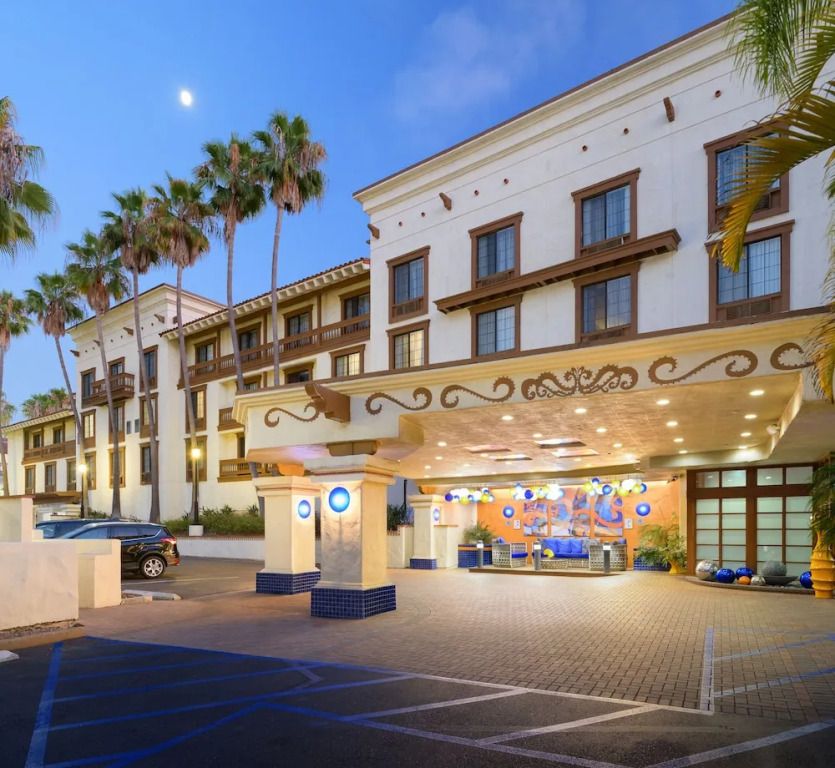 Courtyard by Marriott San Diego Old Town thumbnail 3