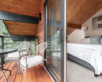 Mount Robson Mountain River Lodge - Mount Robson - Balcón