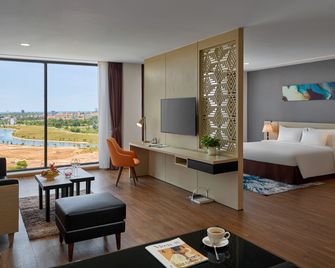 Sam Quang Binh Hotel - Dong Hoi