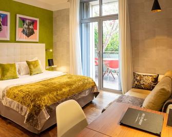 Hotel des Arceaux - Montpellier - Bedroom