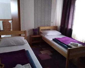 Guest House Sumski dvor - Gornji Babin Potok - Schlafzimmer