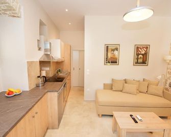 Galielo Boutique Suite by Corfuescapes - Korfu - Küche