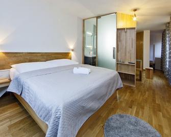 Hotel Wolf - Prag - Sovrum
