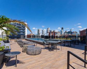 Way Tambaú - Studios Deluxe em João Pessoa por Carpediem - João Pessoa - Balkon