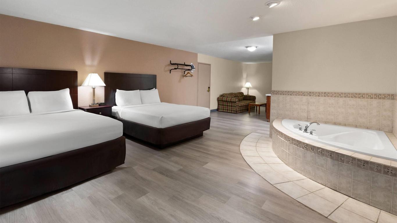Baymont by Wyndham Iron Mountain
