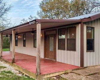 Oma's Haus in Franklin - Near Franklin Ranch Baseball Fields! - Franklin - Edificio