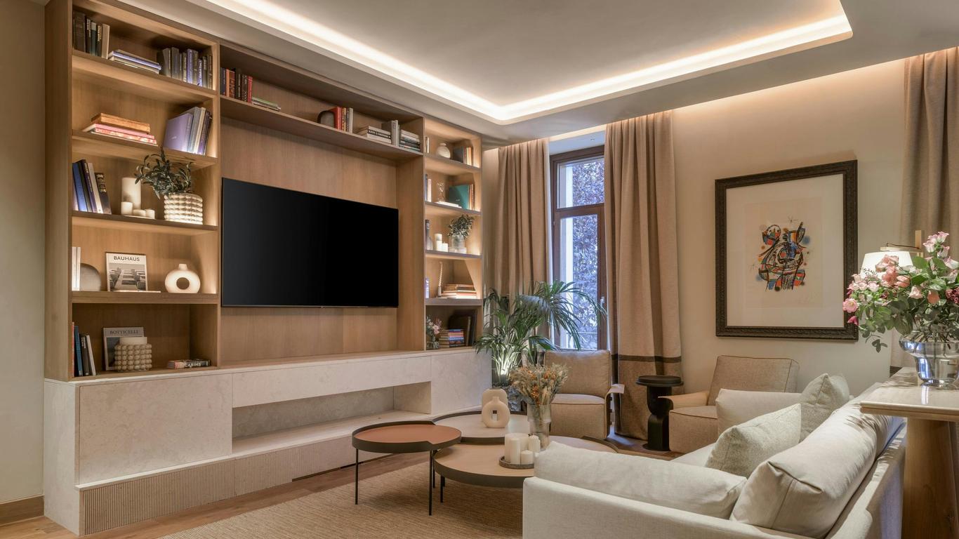 AC Hotel by Marriott Recoletos