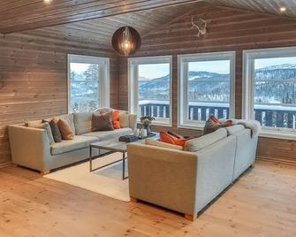 Beautiful home in Voss with 4 Bedrooms - Vossevangen - Obývací pokoj